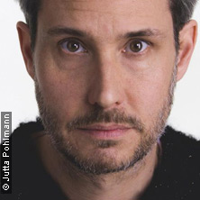 Dirk von Lowtzow