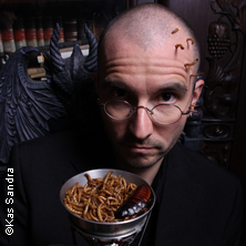 Dr. Mark Benecke