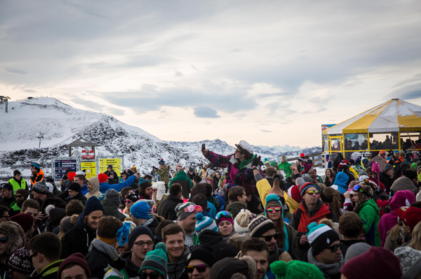 Rave On Snow Foto 4