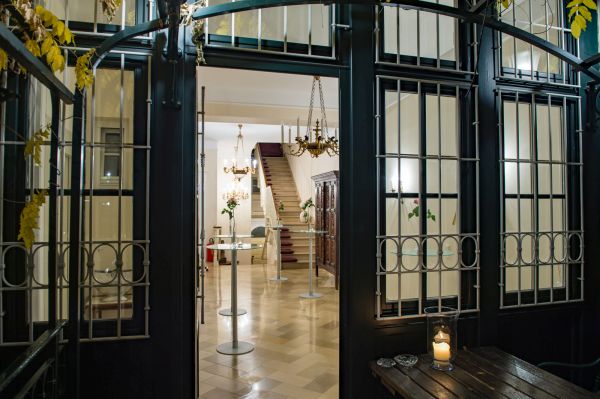 Theater im Salon