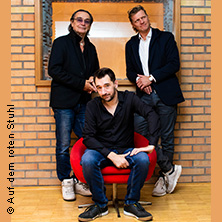 AUF DEM ROTEN STUHL - Talk & Konzert