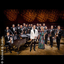 The World Famous Glenn Miller Orchestra