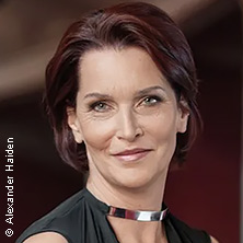 Maya Hakvoort UNPLUGGED